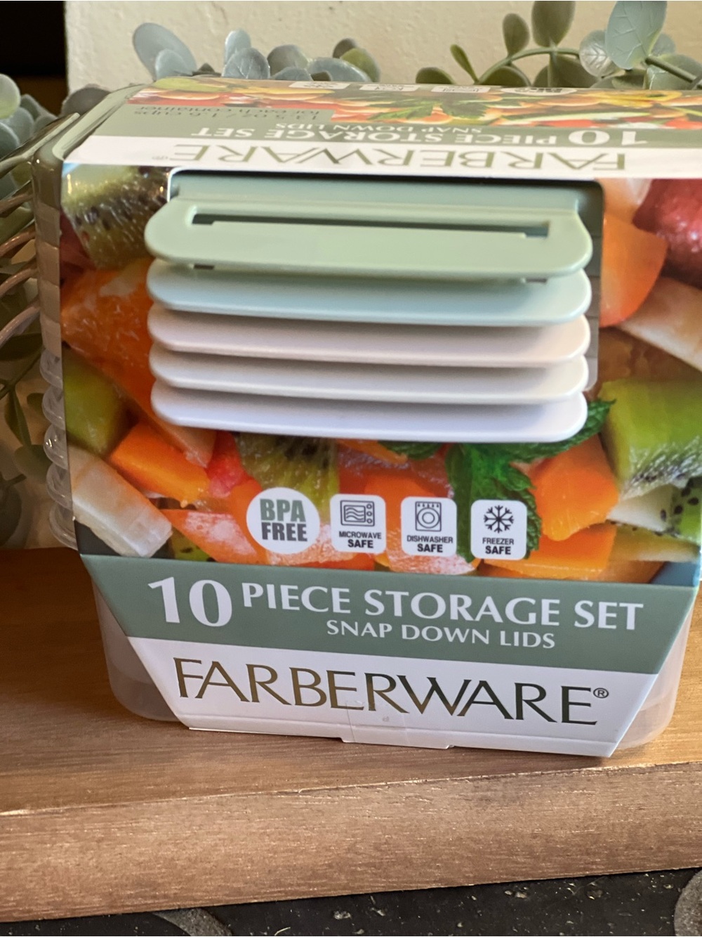 Farberware Green and White 10-Piece Snap-Down Food Storage Lid Set